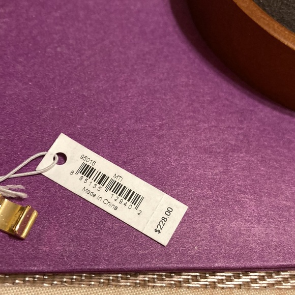 NWT Coach multicolored rhinestone heart pendant & silver/gold LG link bracelet - Picture 15 of 16